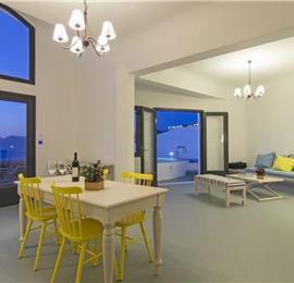 3 Bedroom Villa with Pool in Akrotiri on Santorini, Sleeps 6